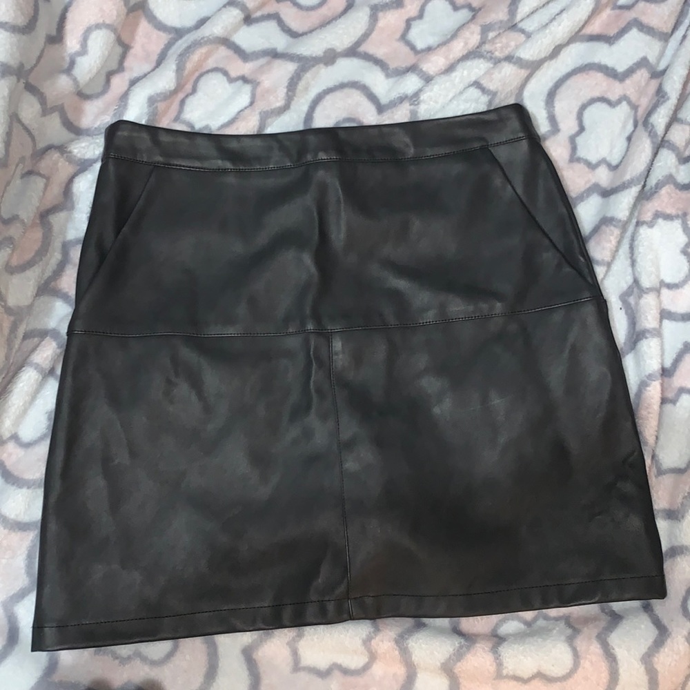 Black skirt